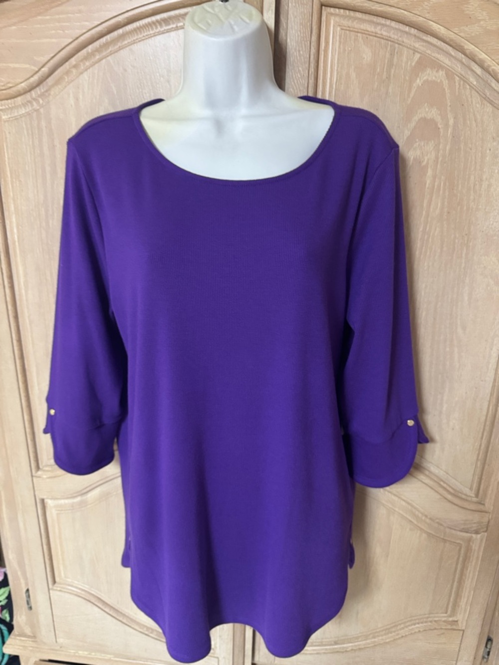 NEW Liz Claiborne Vibrant Purple Ribbed Top